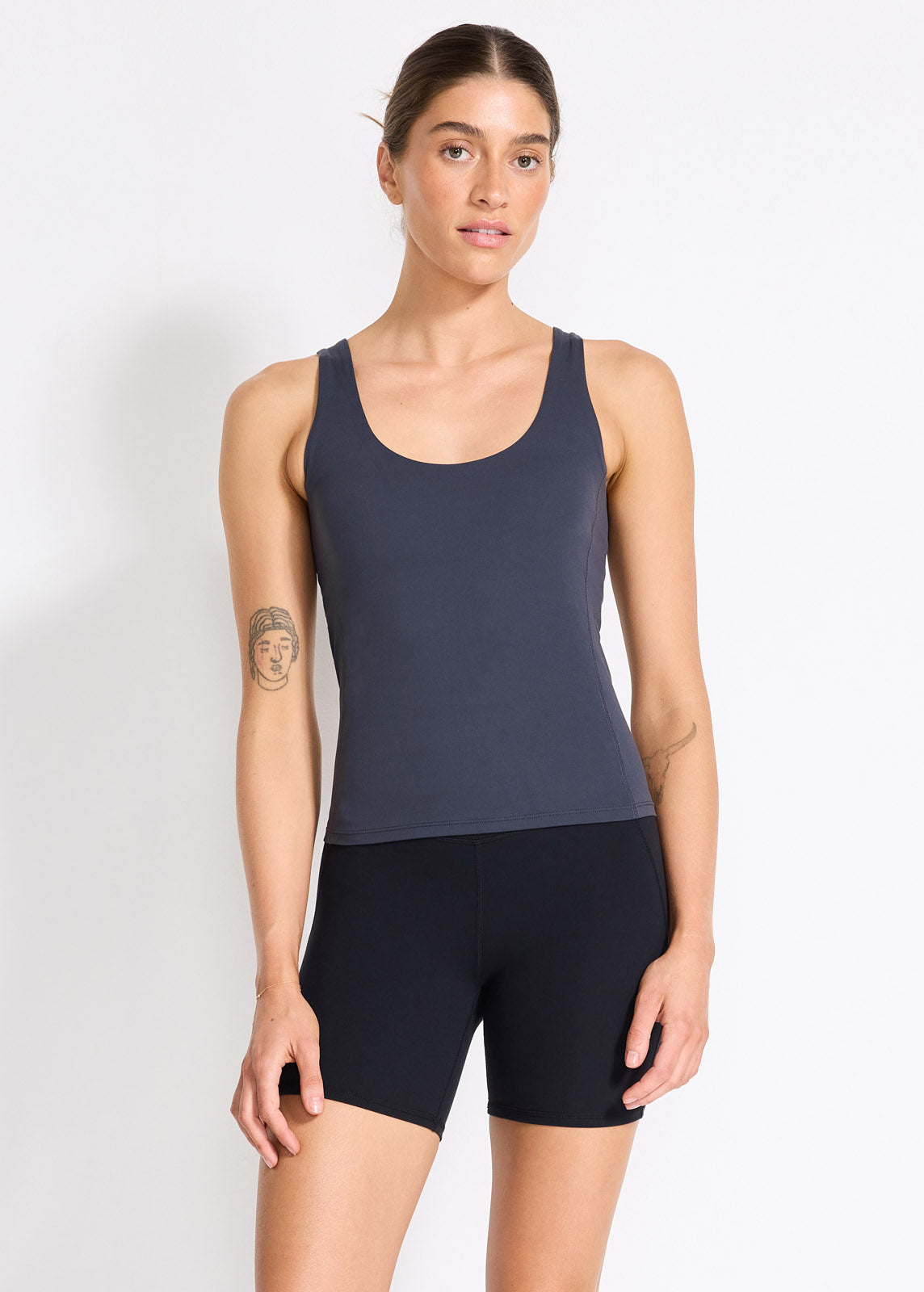 In Motion 2-1 Scoop Tank