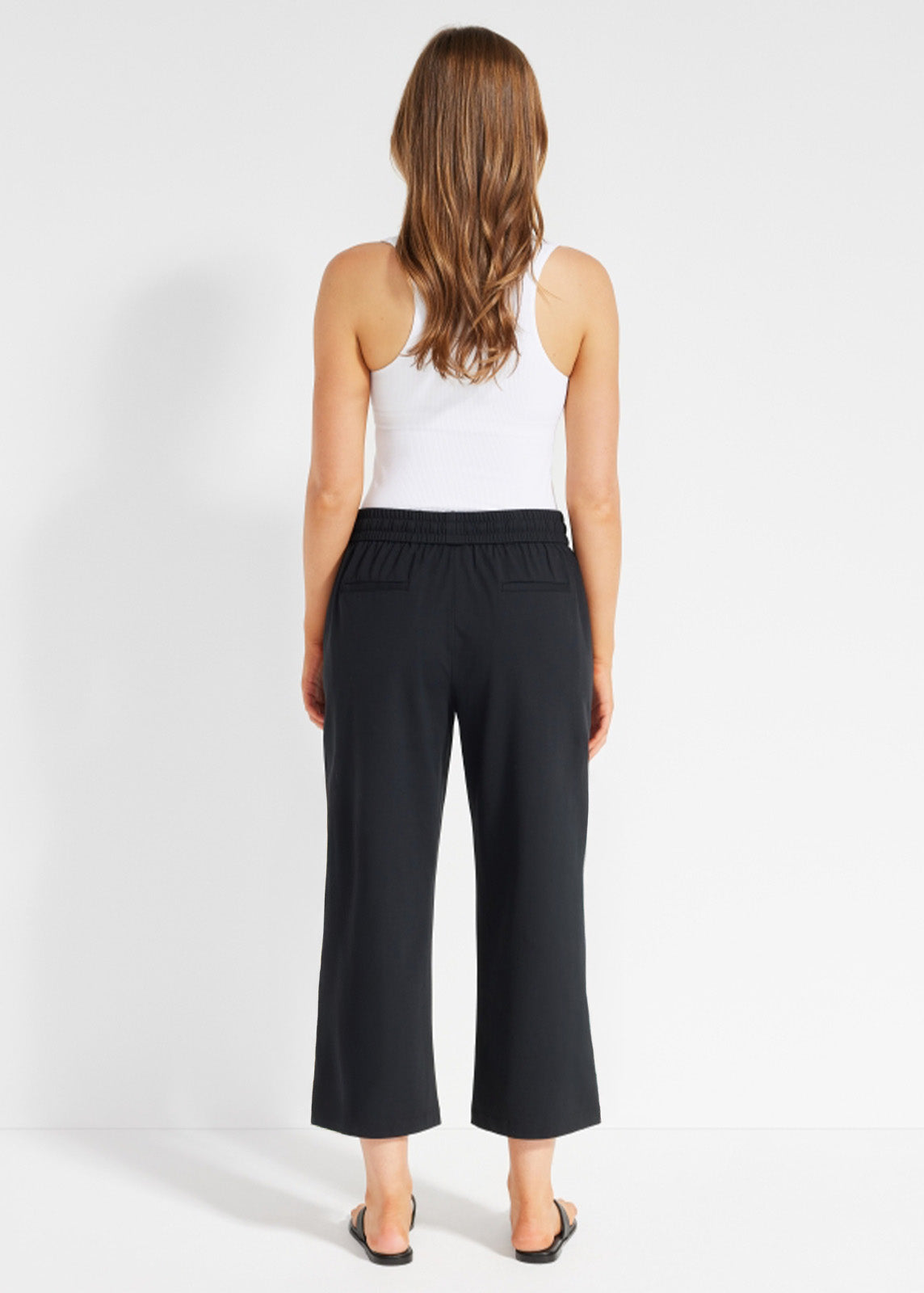 Travel Cropped Wide Leg Pant
