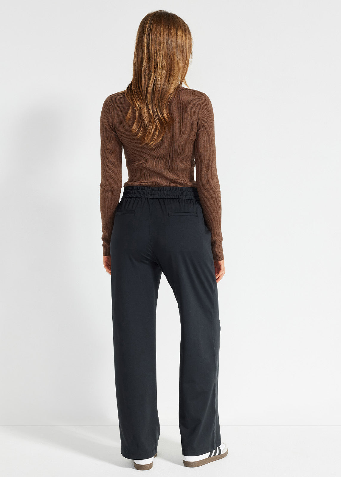 Travel Wide Leg Pant