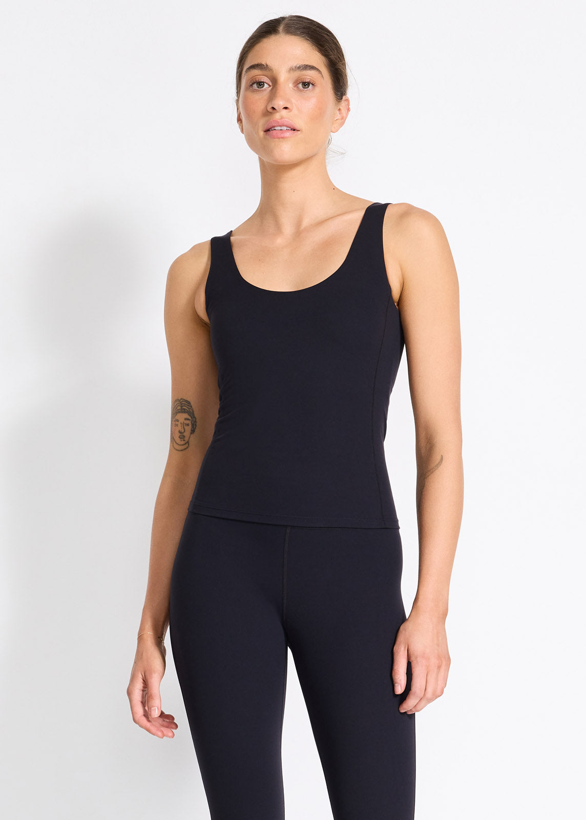 In Motion 2-1 Scoop Tank